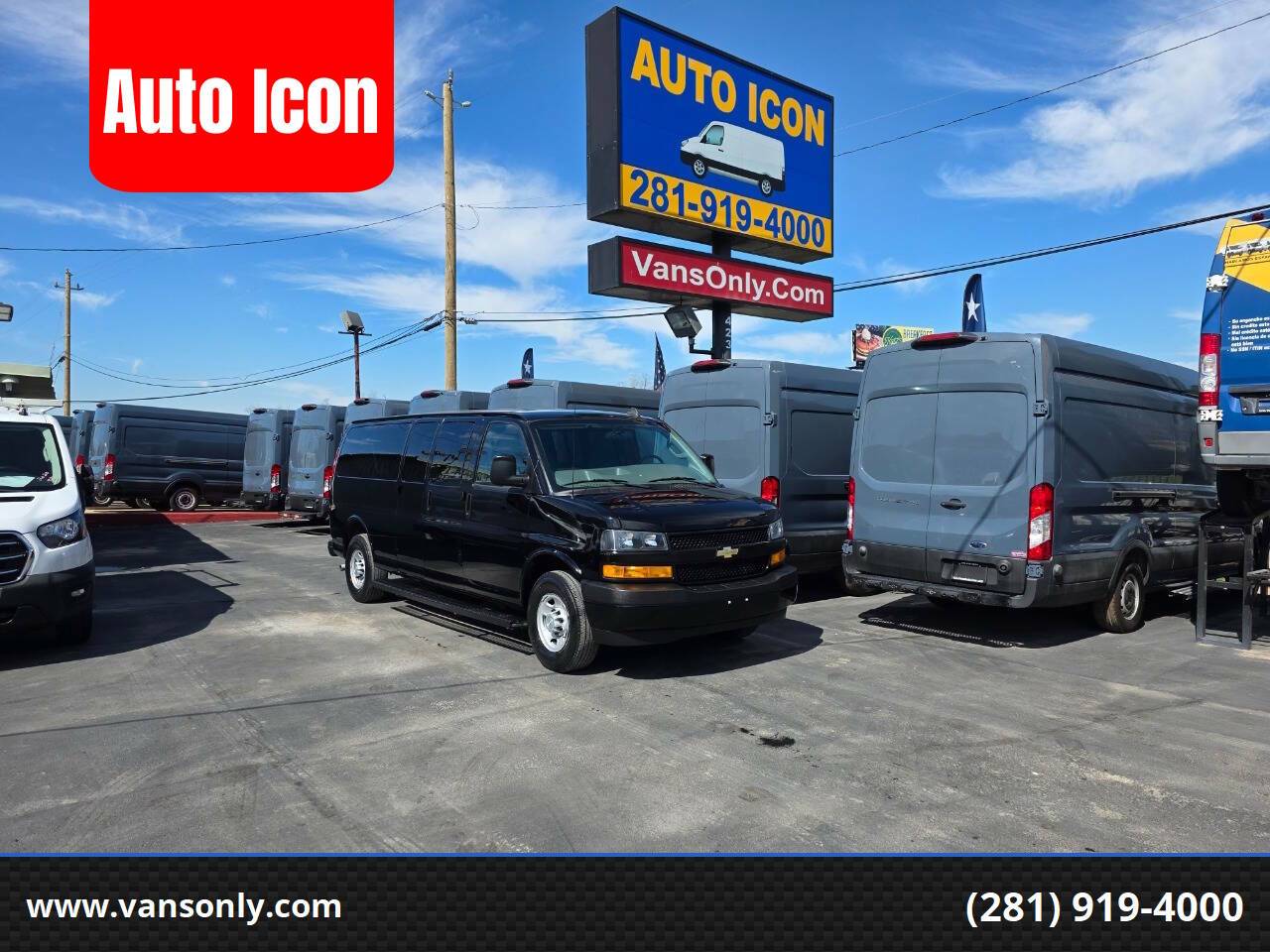 2020 Chevrolet Express Passenger LS — Passenger Van — 20,425 mi — Houston, TX