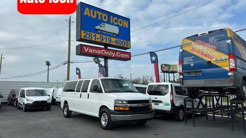 2018 Chevrolet Express Passenger LT — Passenger Van — 90,969 mi — Houston, TX