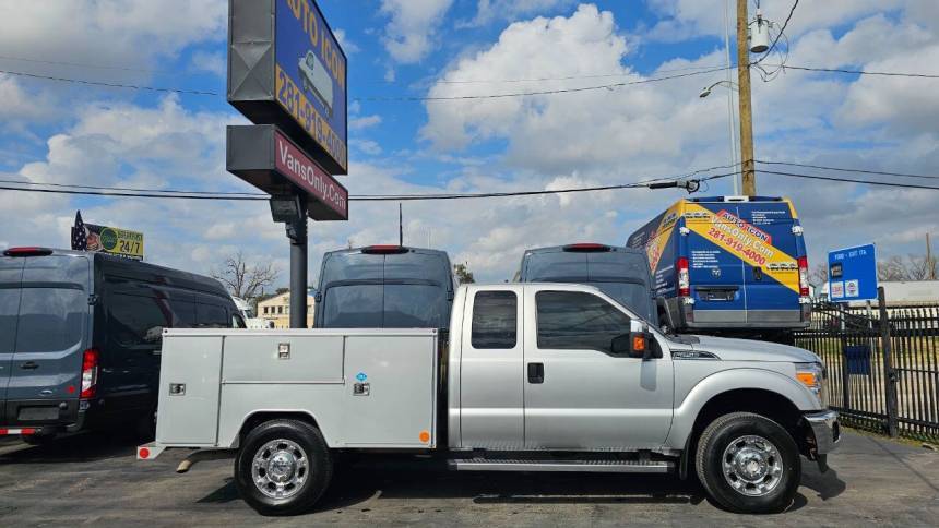 2012 Ford Super Duty F-250 XLT — Pickup Truck — 129,373 mi — Houston, TX