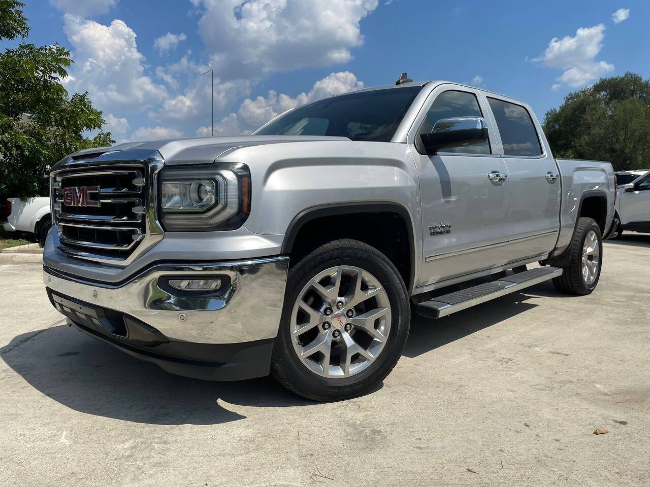 2018 GMC Sierra 1500 SLT — Pickup Truck — 107,251 mi — Houston, TX
