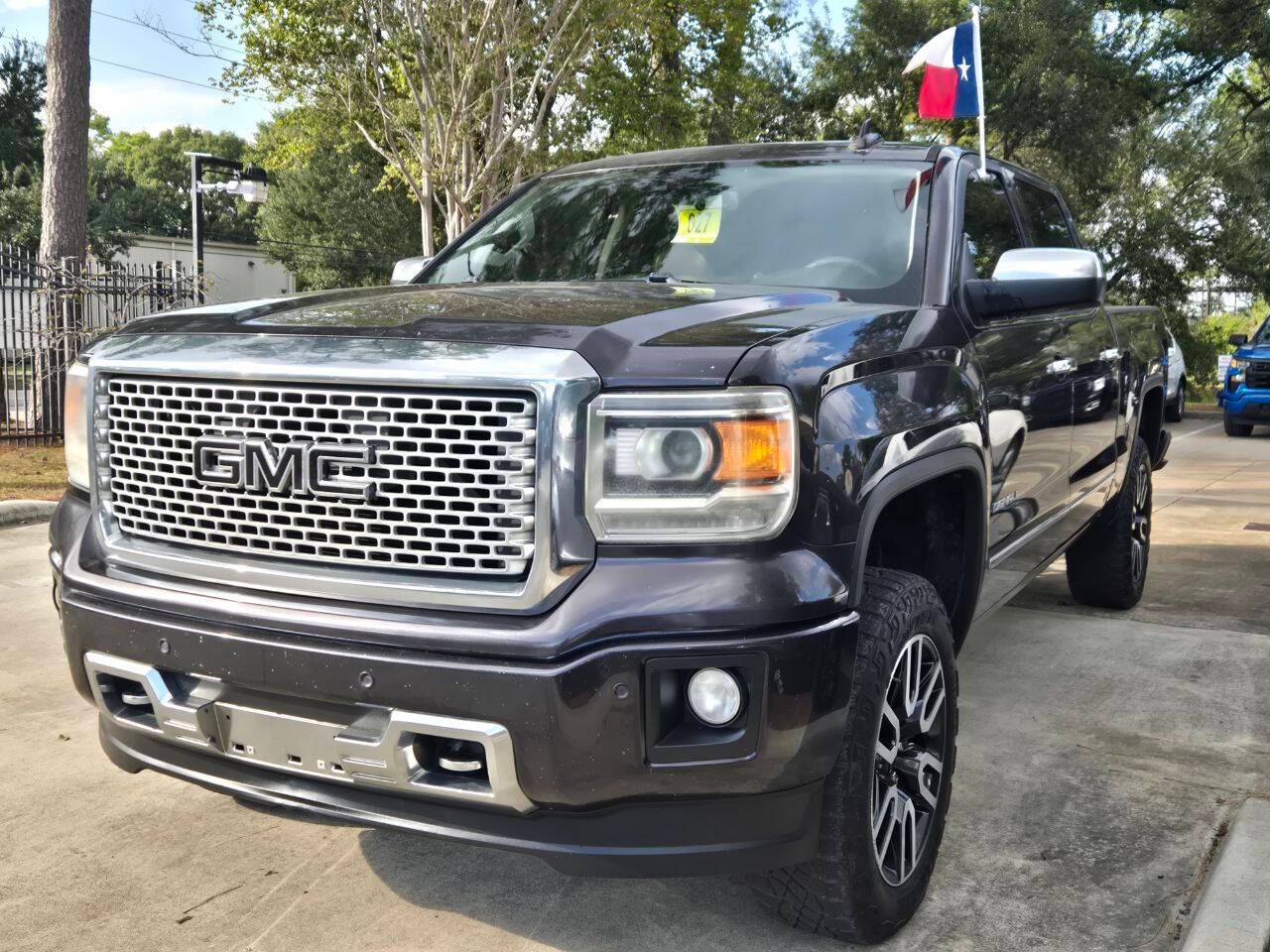 2015 GMC Sierra 1500 Denali — Pickup Truck — 162,757 mi — Houston, TX