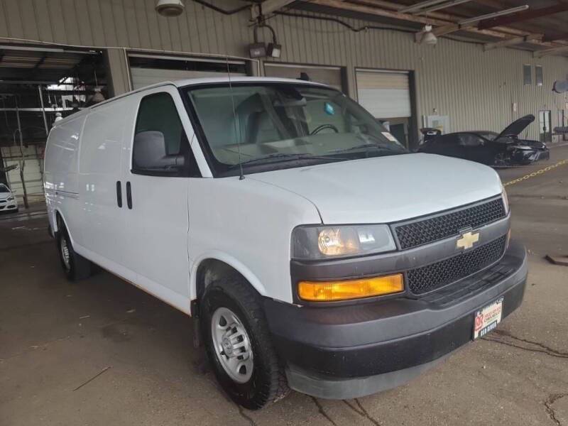 2019 Chevrolet Express Passenger LT — Passenger Van — 110,541 mi — Houston, TX