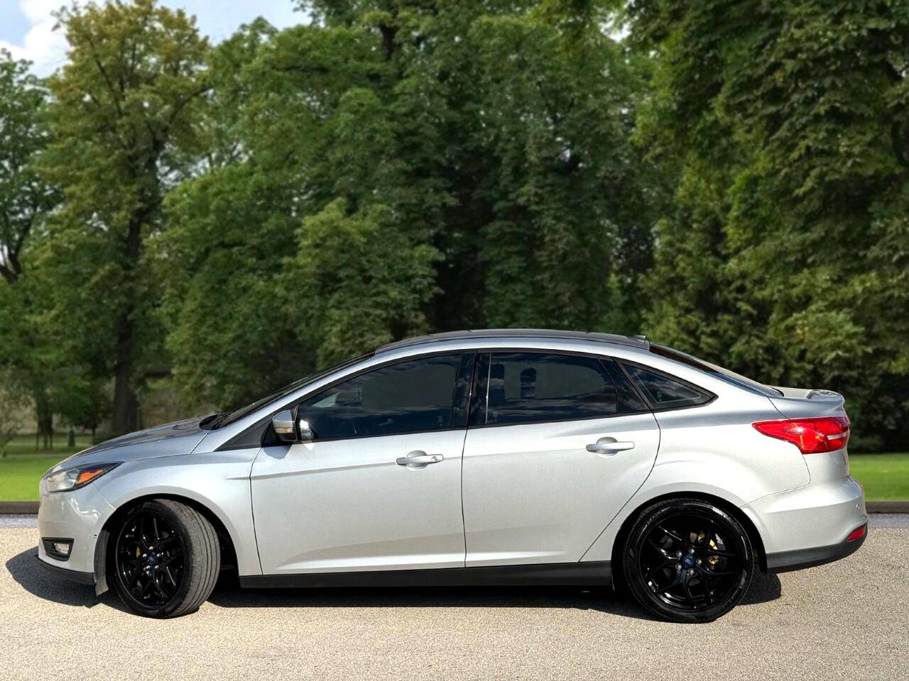 2016 Ford Focus SE — Sedan — 106,498 mi — San Antonio, TX