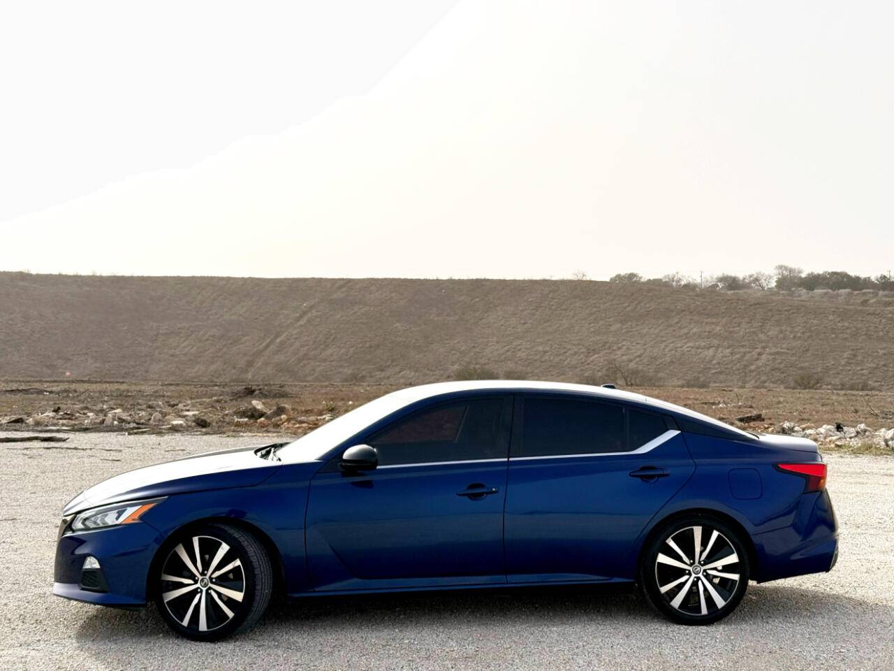 2020 Nissan Altima SR — Sedan — 124,074 mi — San Antonio, TX