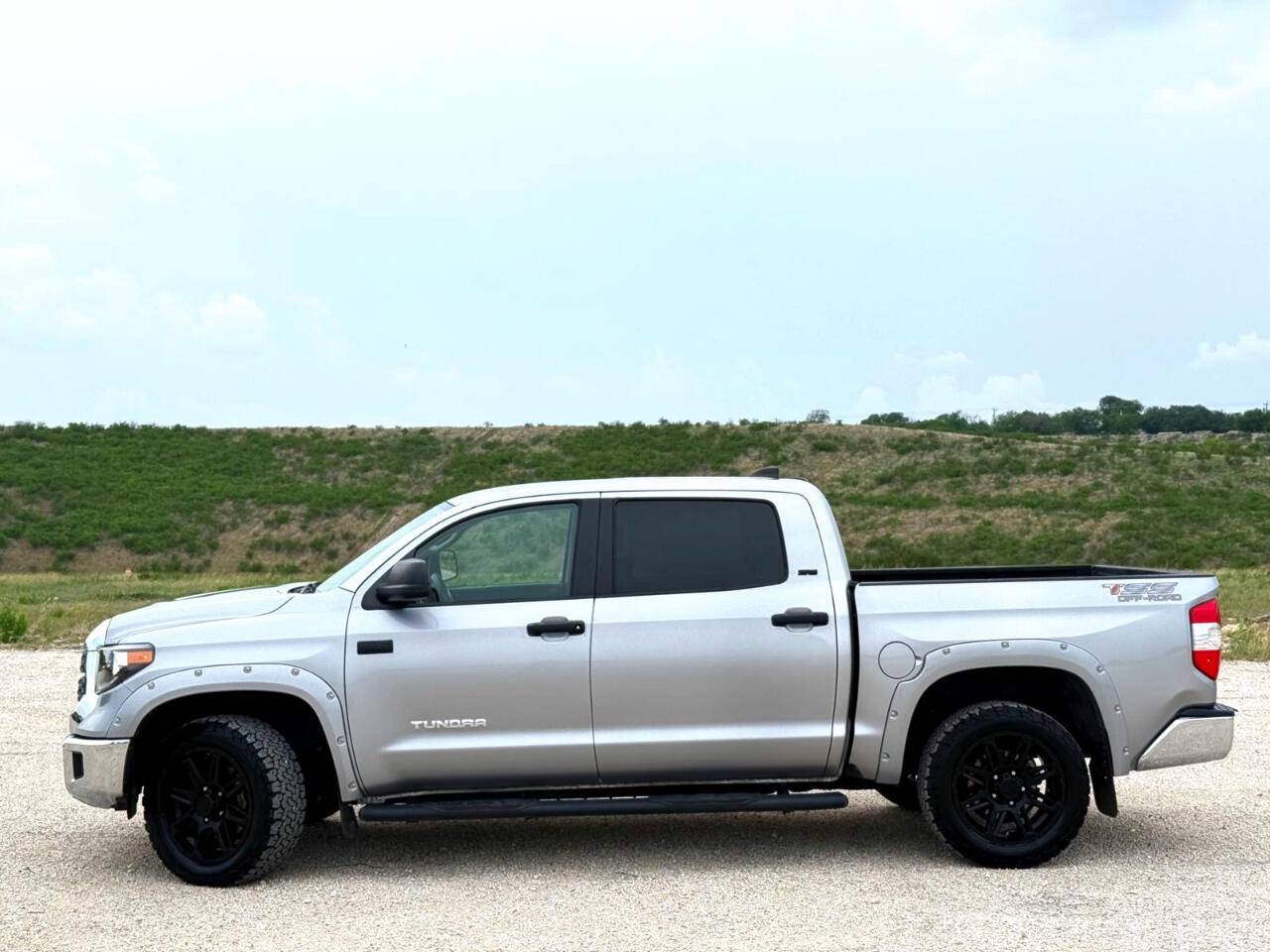 2020 Toyota Tundra SR5 — Pickup Truck — 202,645 mi — San Antonio, TX