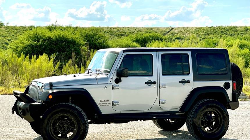 2015 Jeep Wrangler Sport — SUV — 105,250 mi — San Antonio, TX