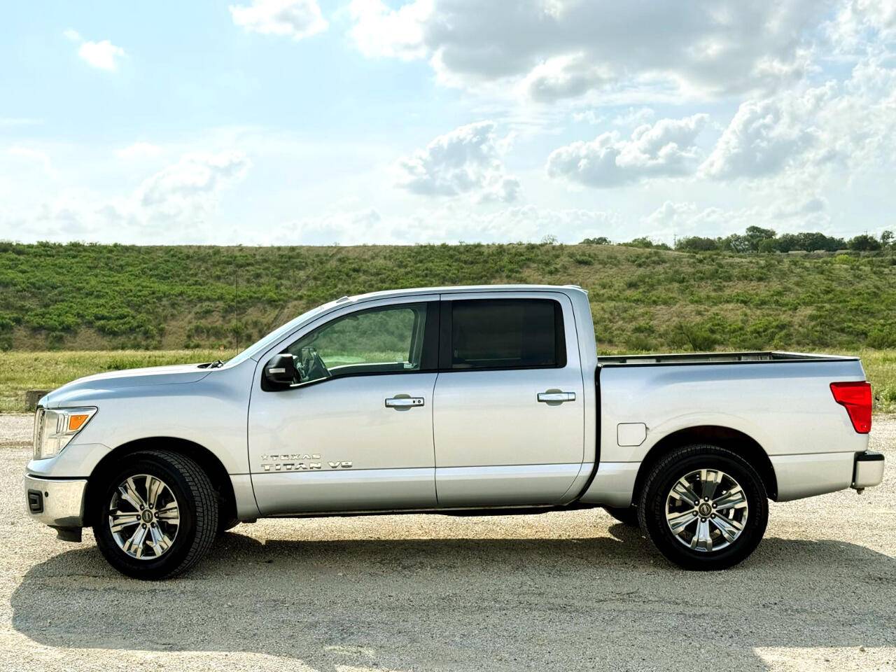 2018 Nissan Titan SV — Pickup Truck — 94,148 mi — San Antonio, TX