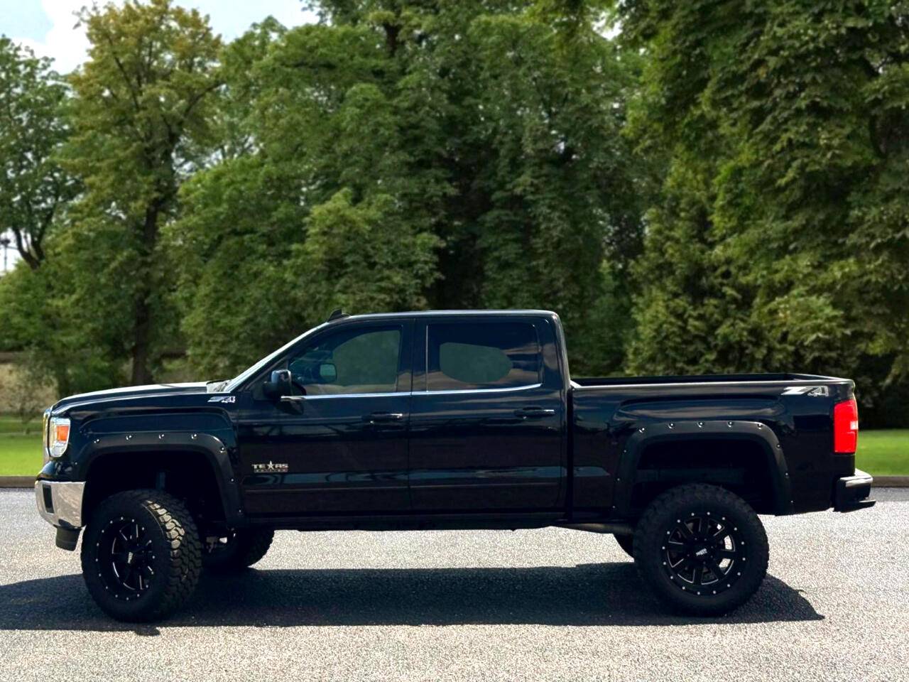 2015 GMC Sierra 1500 SLE — Pickup Truck — 163,200 mi — San Antonio, TX