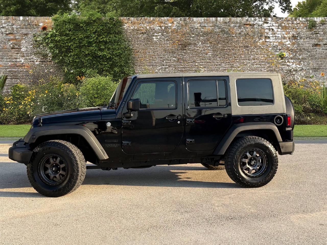 2016 Jeep Wrangler Sport — SUV — 127,216 mi — San Antonio, TX