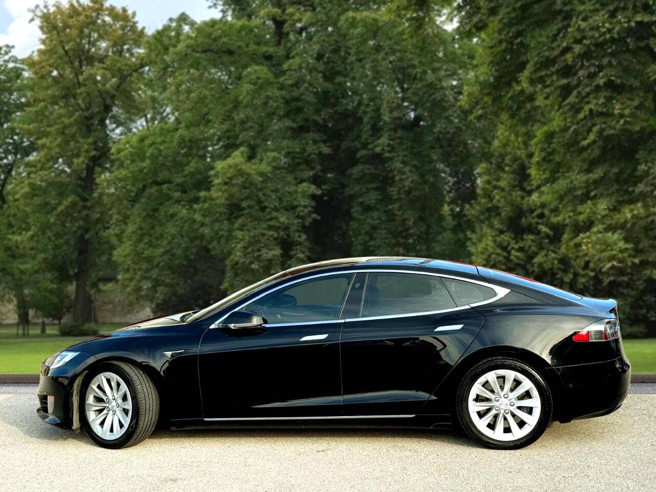 2017 Tesla Model S 75 — Hatchback — 106,299 mi — San Antonio, TX