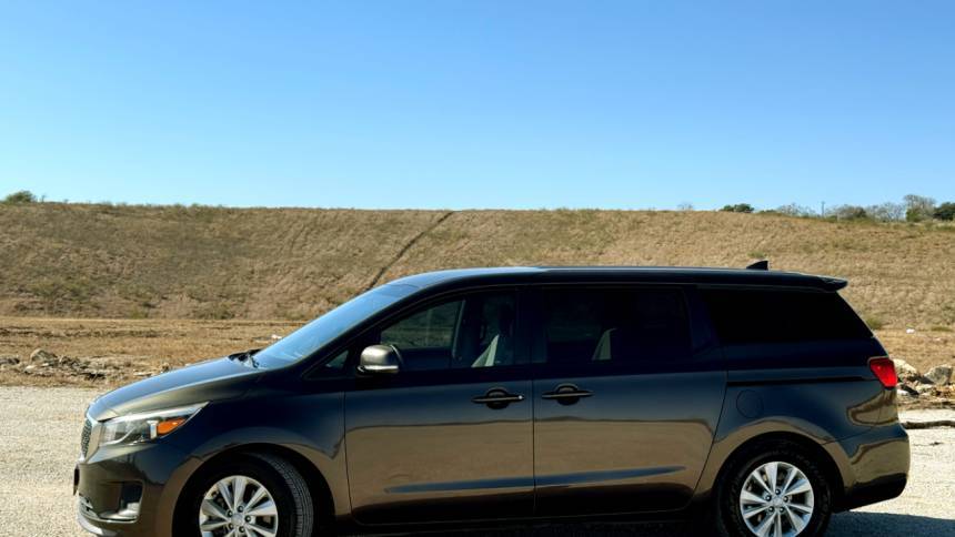 2018 Kia Sedona LX — Minivan — 73,266 mi — San Antonio, TX