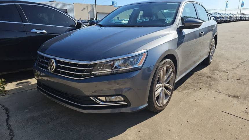 2018 Volkswagen Passat 2.0T SE — Sedan — 94,169 mi — New Orleans, LA
