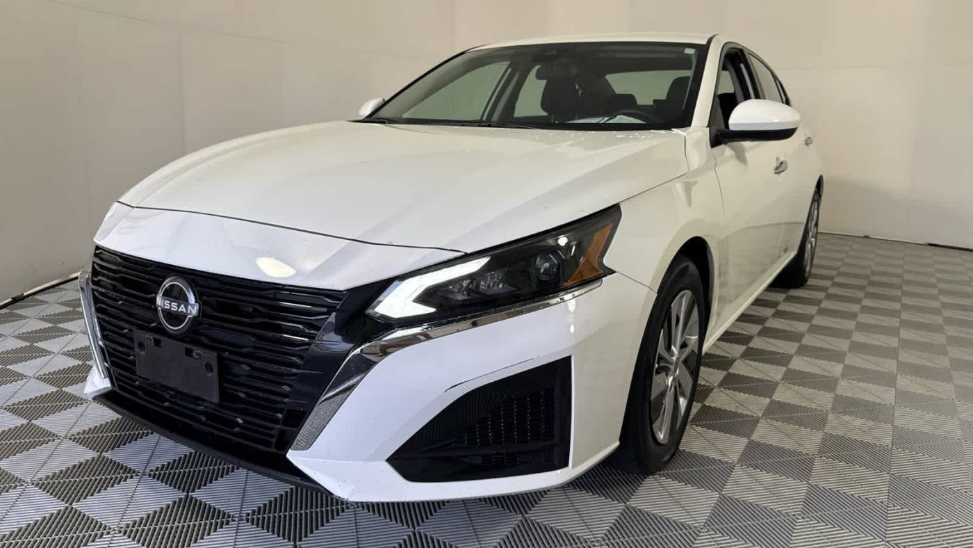 2023 Nissan Altima S — Sedan — 42,456 mi — New Orleans, LA