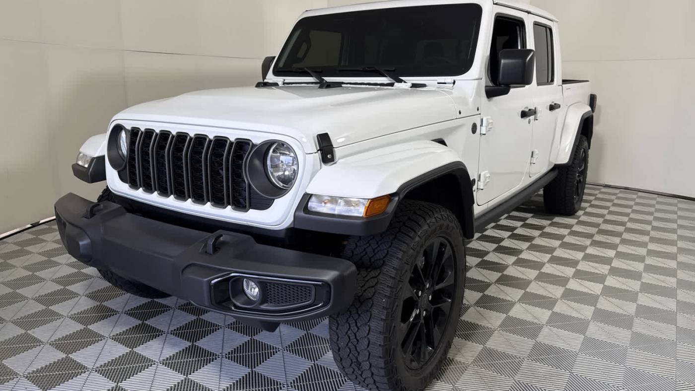 2024 Jeep Gladiator Sport — Pickup Truck — 5,254 mi — New Orleans, LA
