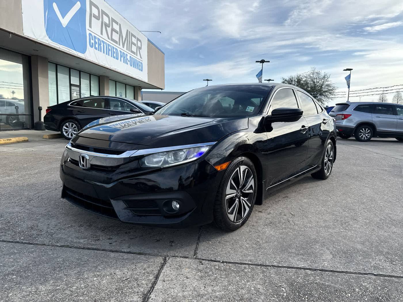 2017 Honda Civic EX-T — Sedan — 158,308 mi — New Orleans, LA