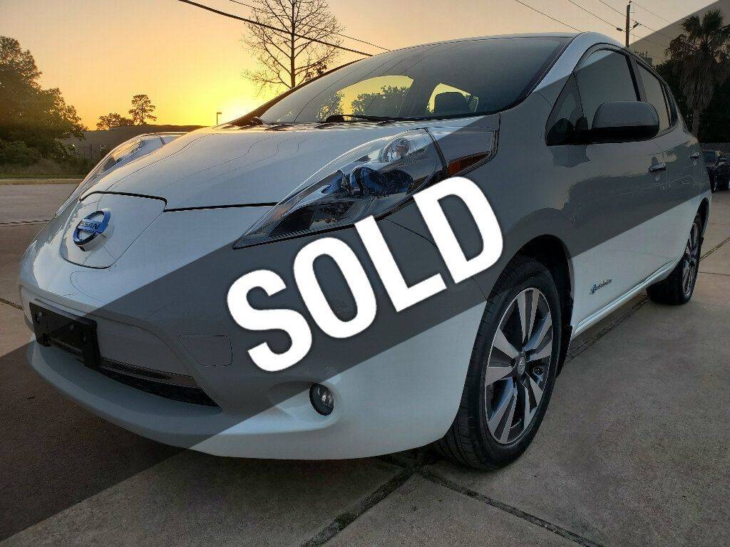 2015 Nissan LEAF SL — Hatchback — 22,328 mi — Houston, TX
