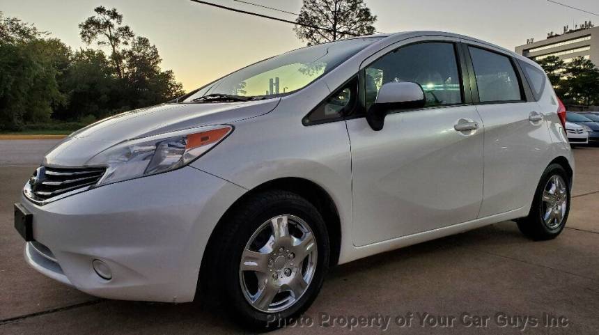 2014 Nissan Versa 1.6 SV — Hatchback — 147,995 mi — Houston, TX