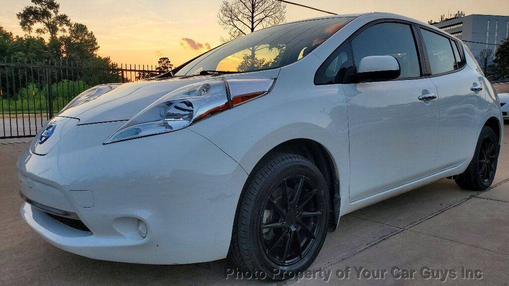 2015 Nissan LEAF S — Hatchback — 52,388 mi — Houston, TX