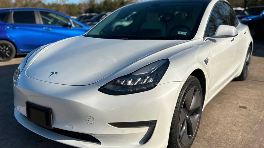 2019 Tesla Model 3 Mid Range — Sedan — 101,998 mi — Houston, TX