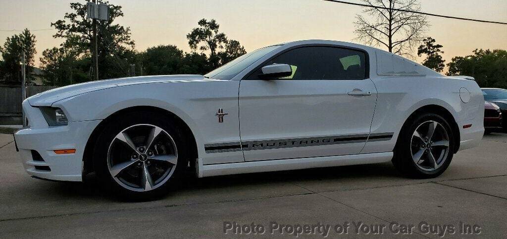 2014 Ford Mustang V6 — Coupe — 136,174 mi — Houston, TX