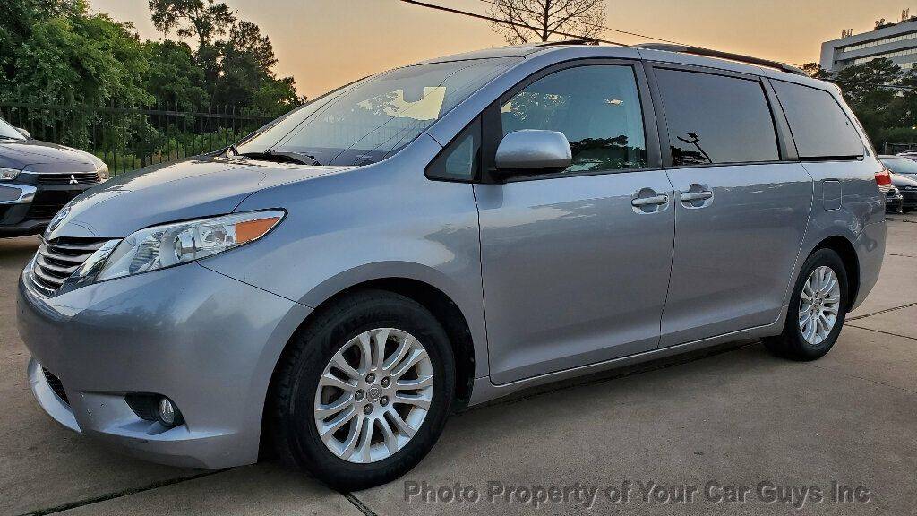 2011 Toyota Sienna XLE — Minivan — 203,606 mi — Houston, TX