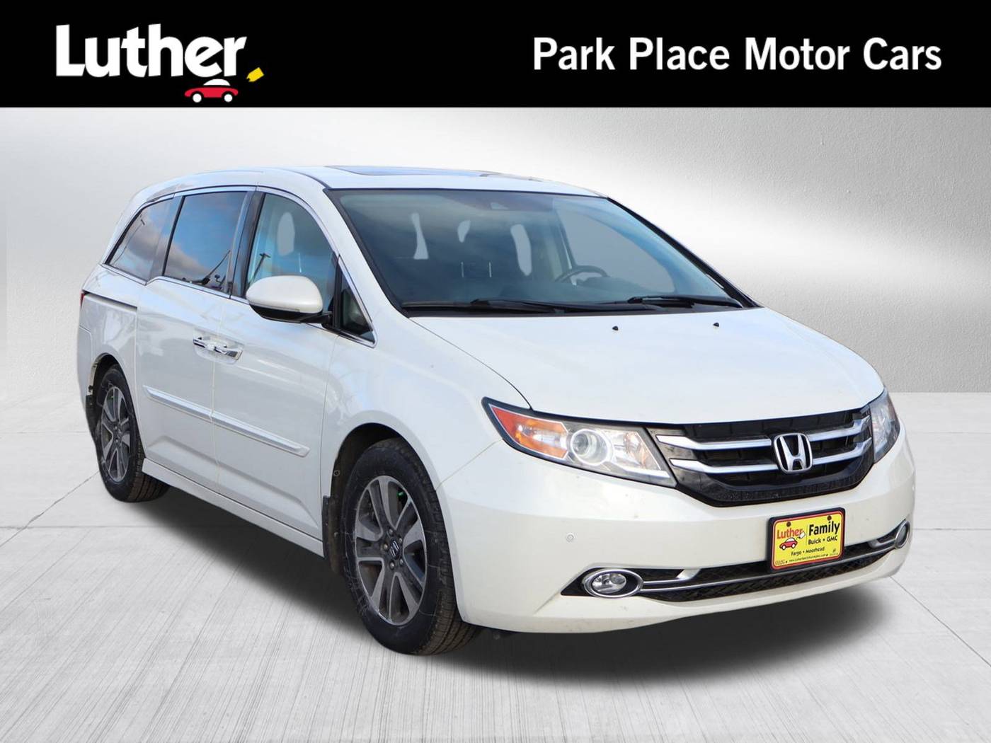 2017 Honda Odyssey Touring Elite — Minivan — 139,300 mi — Rochester, MN