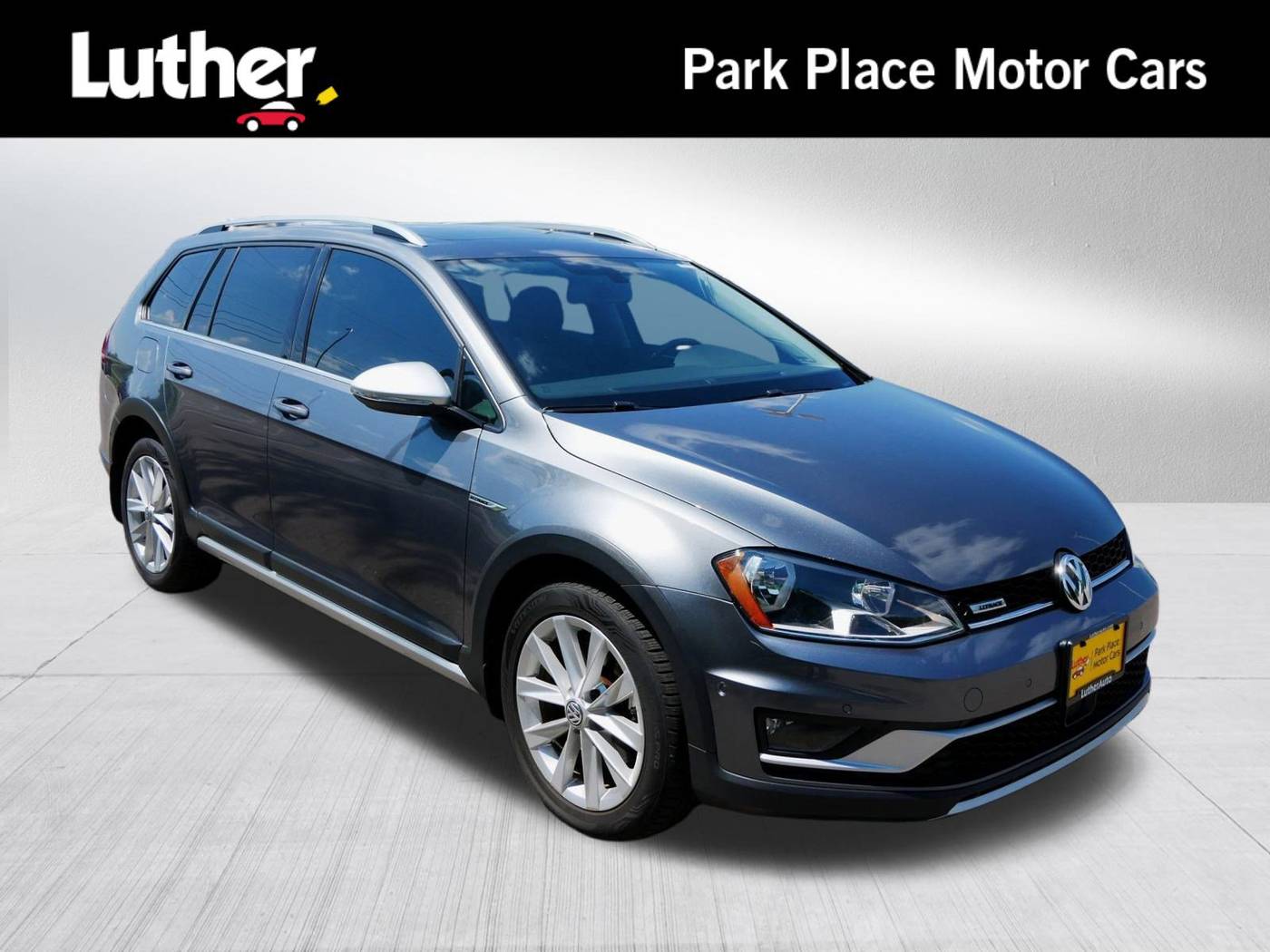 2017 Volkswagen Golf Alltrack SE — Wagon — 73,207 mi — Rochester, MN