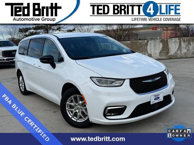 2024 Chrysler Pacifica Touring L — Minivan — 36,148 mi — Fairfax, VA