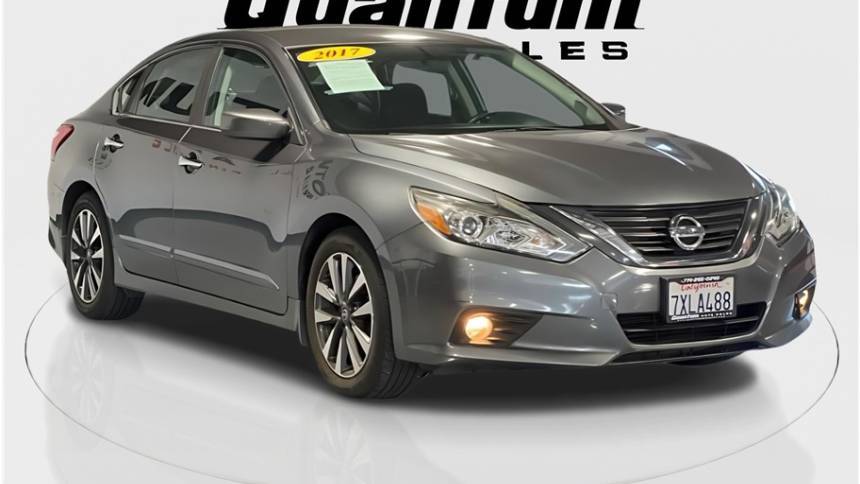 2017 Nissan Altima 2.5 SV — Sedan — 99,690 mi — Escondido, CA