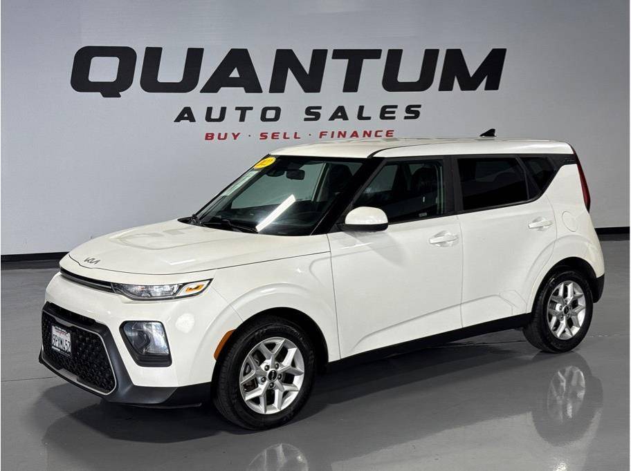 2022 Kia Soul LX — Hatchback — 86,580 mi — Escondido, CA