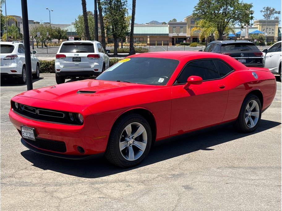 2019 Dodge Challenger SXT — Coupe — 74,515 mi — Escondido, CA