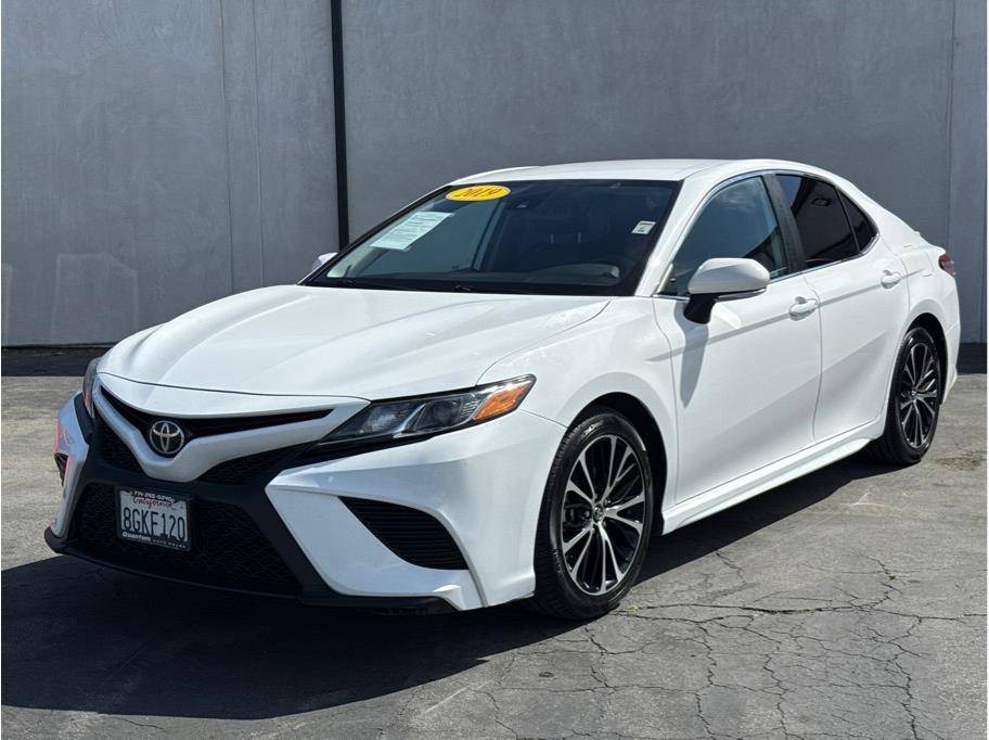 2019 Toyota Camry SE — Sedan — 113,048 mi — Escondido, CA