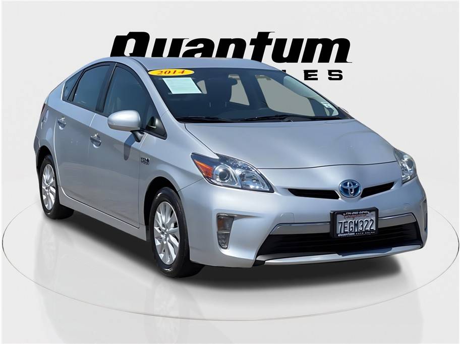 2014 Toyota Prius Advanced — Hatchback — 124,639 mi — Escondido, CA