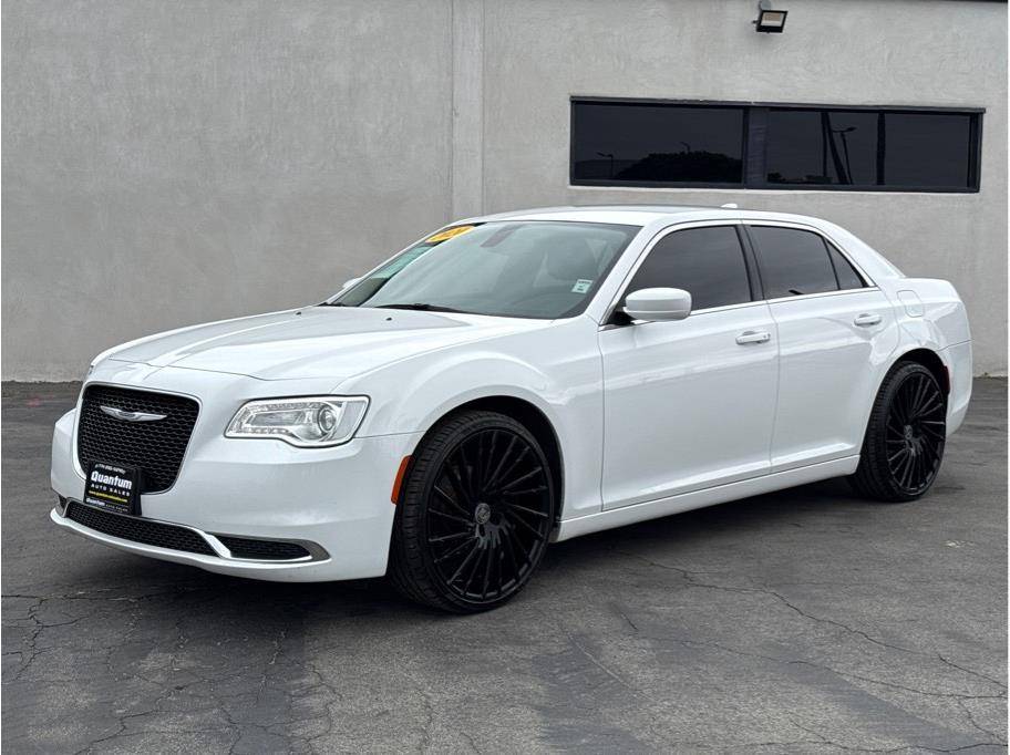 2020 Chrysler 300 Touring — Sedan — 64,237 mi — Escondido, CA