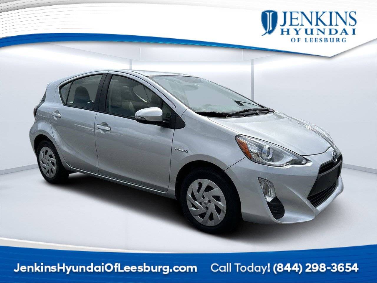 2016 Toyota Prius c Four — Hatchback — 27,947 mi — Leesburg, FL