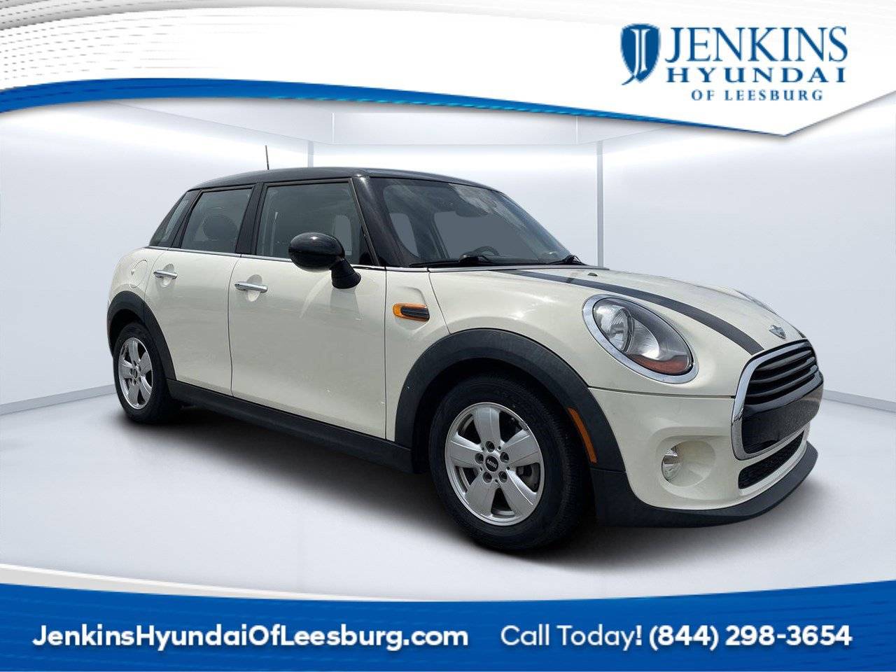 2017 MINI Hardtop Cooper — Hatchback — 45,326 mi — Leesburg, FL