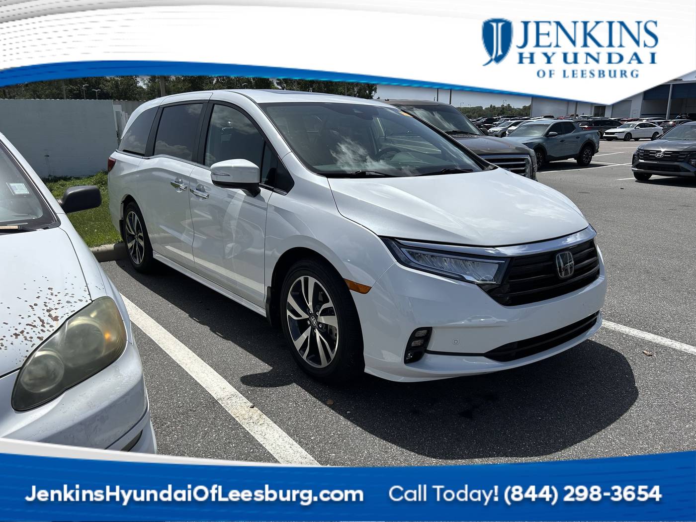 2022 Honda Odyssey Touring — Minivan — 14,363 mi — Leesburg, FL