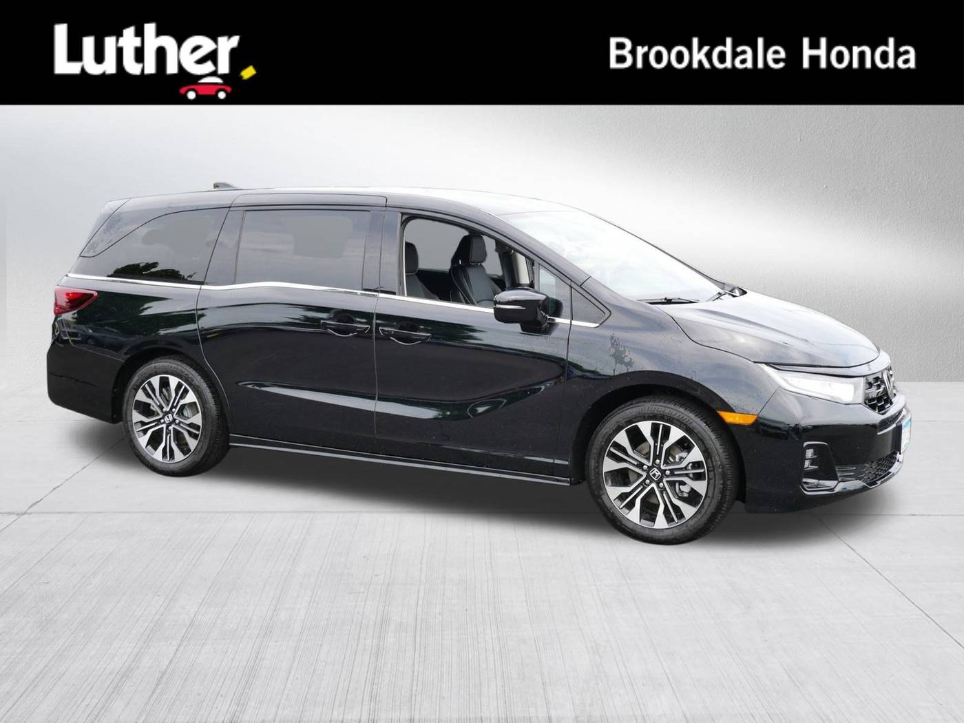 2025 Honda Odyssey Elite — Minivan — 1,008 mi — Brooklyn Center, MN