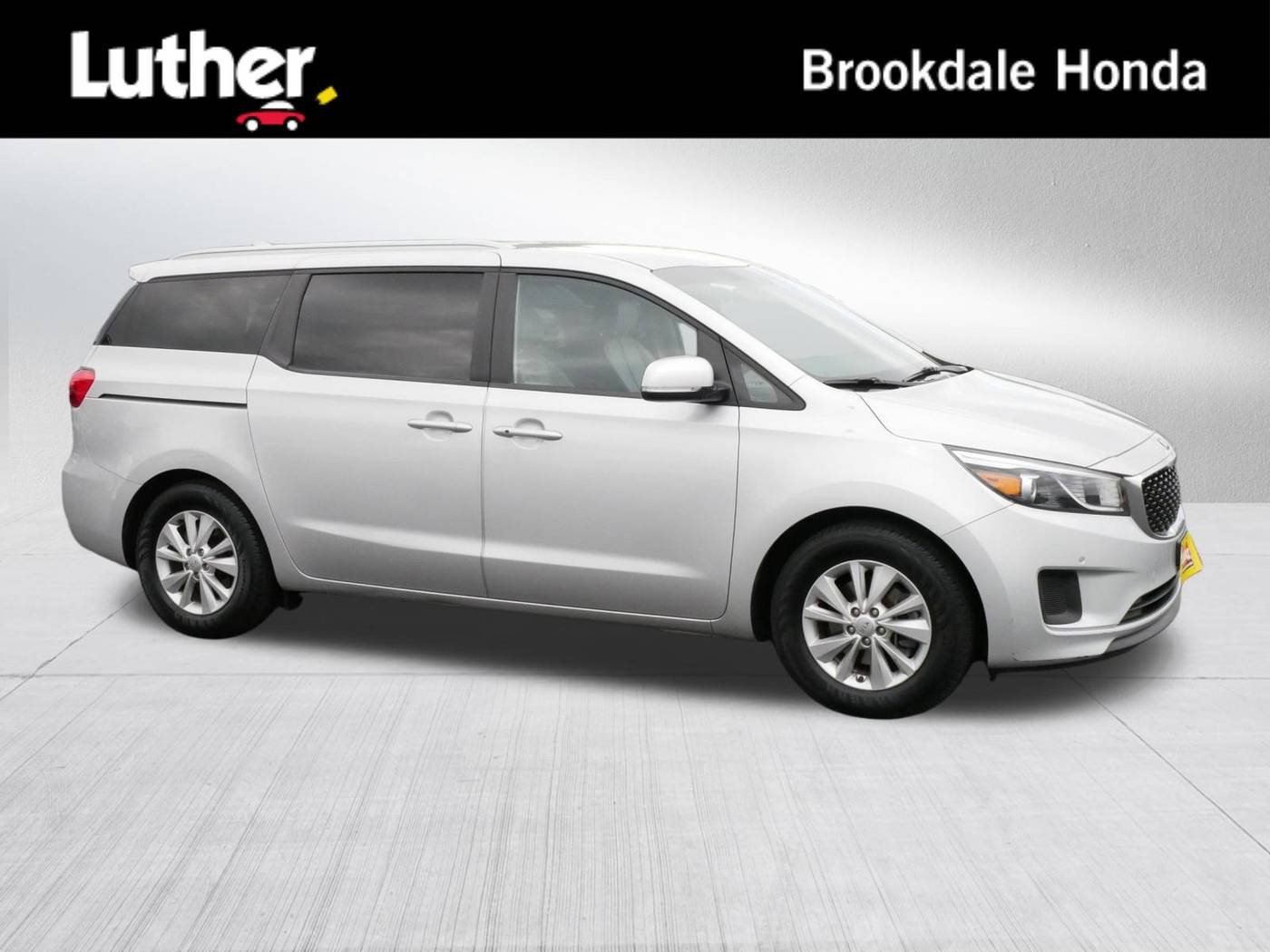 2018 Kia Sedona LX — Minivan — 76,358 mi — Brooklyn Center, MN
