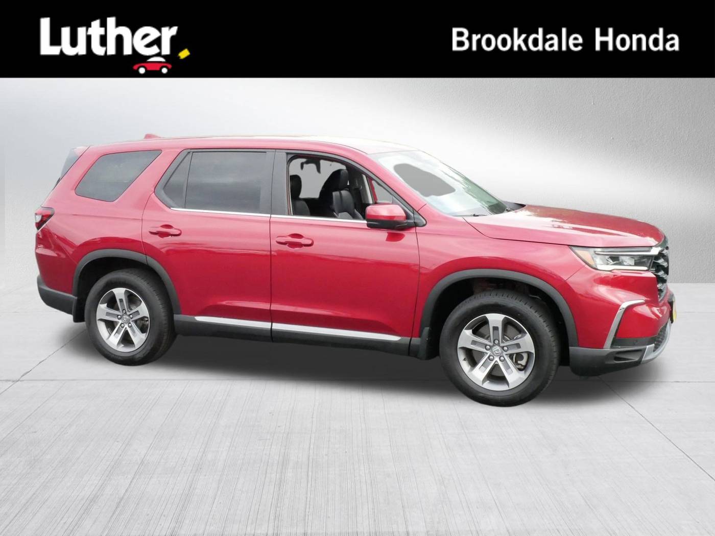 2023 Honda Pilot EX-L 8 Passenger — SUV — 27,395 mi — Brooklyn Center, MN