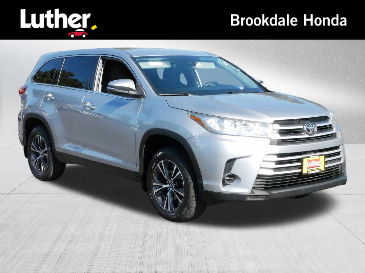 2019 Toyota Highlander LE V6 — SUV — 81,092 mi — Brooklyn Center, MN
