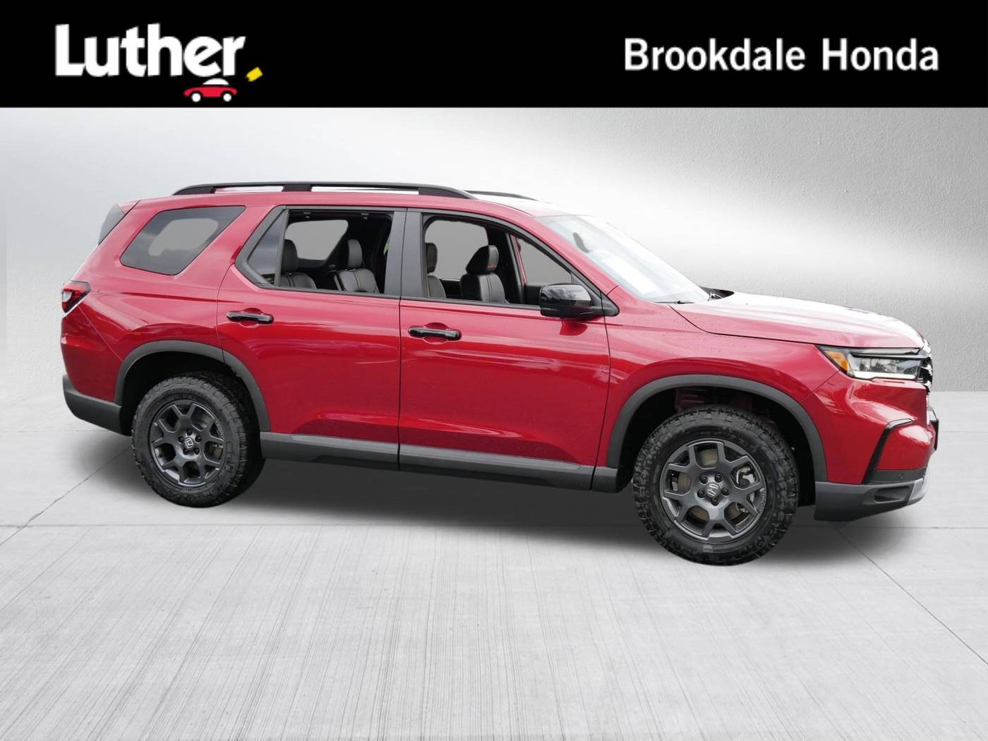 2025 Honda Pilot TrailSport — SUV — 1,049 mi — Brooklyn Center, MN