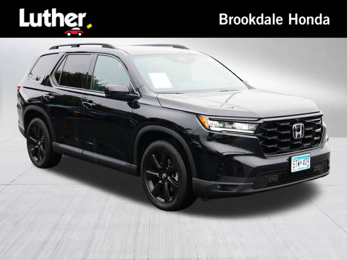 2025 Honda Pilot Black Edition — SUV — 724 mi — Brooklyn Center, MN