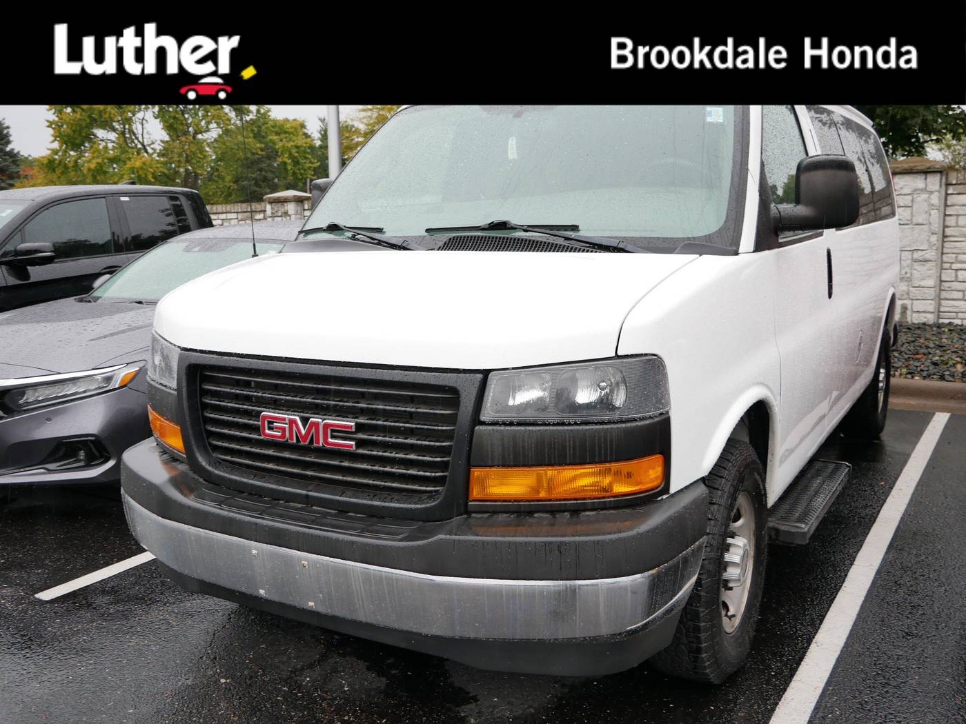 2019 GMC Savana Passenger LS — Passenger Van — 54,719 mi — Brooklyn Center, MN