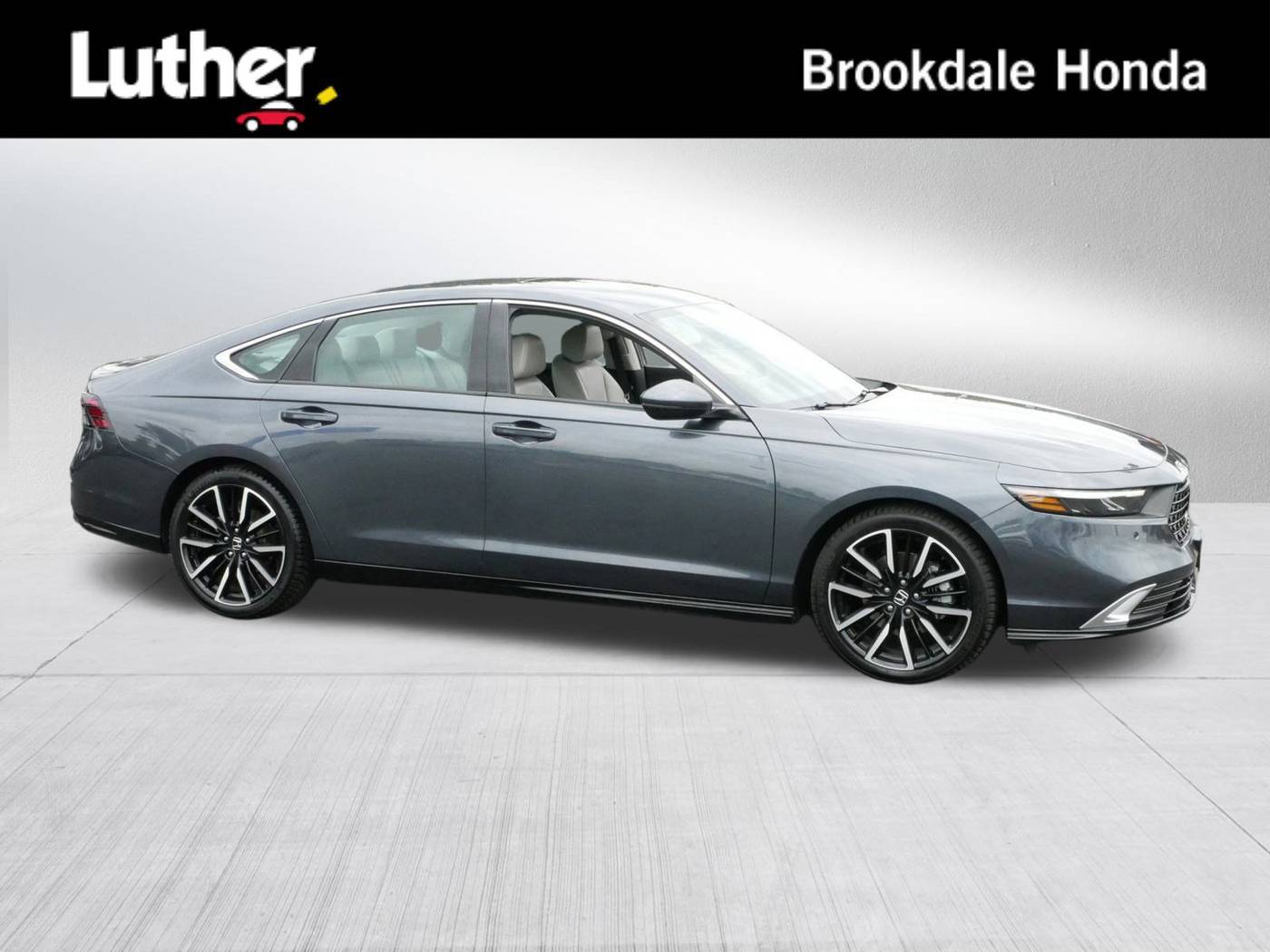 2023 Honda Accord Hybrid Touring — Sedan — 16,337 mi — Brooklyn Center, MN