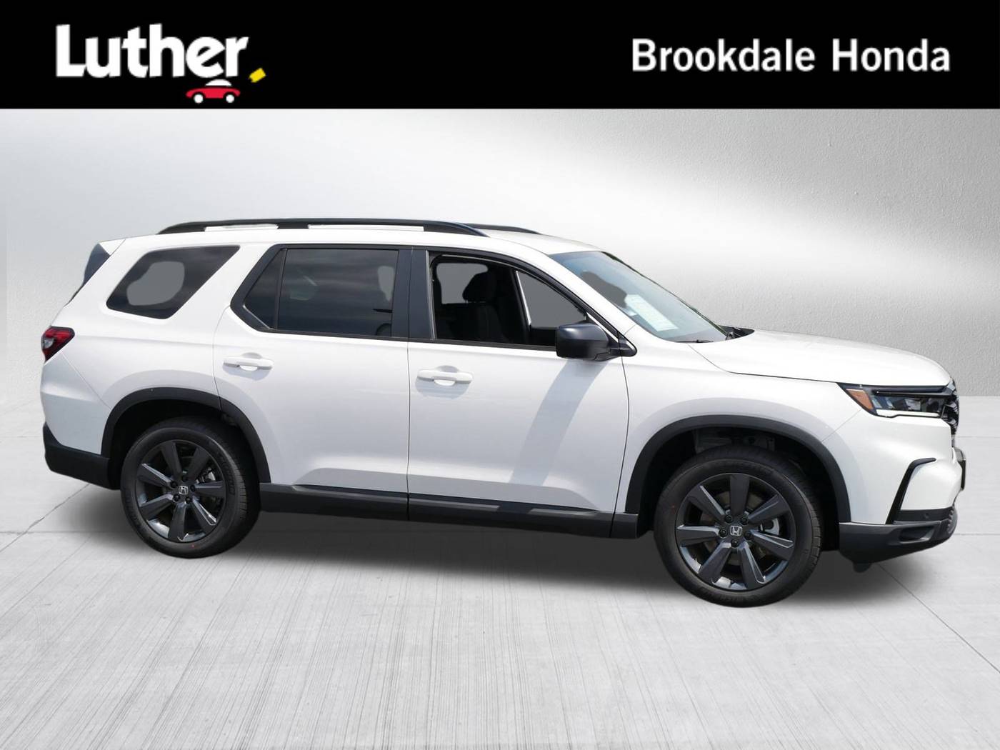 2025 Honda Pilot Sport — SUV — 1,076 mi — Brooklyn Center, MN