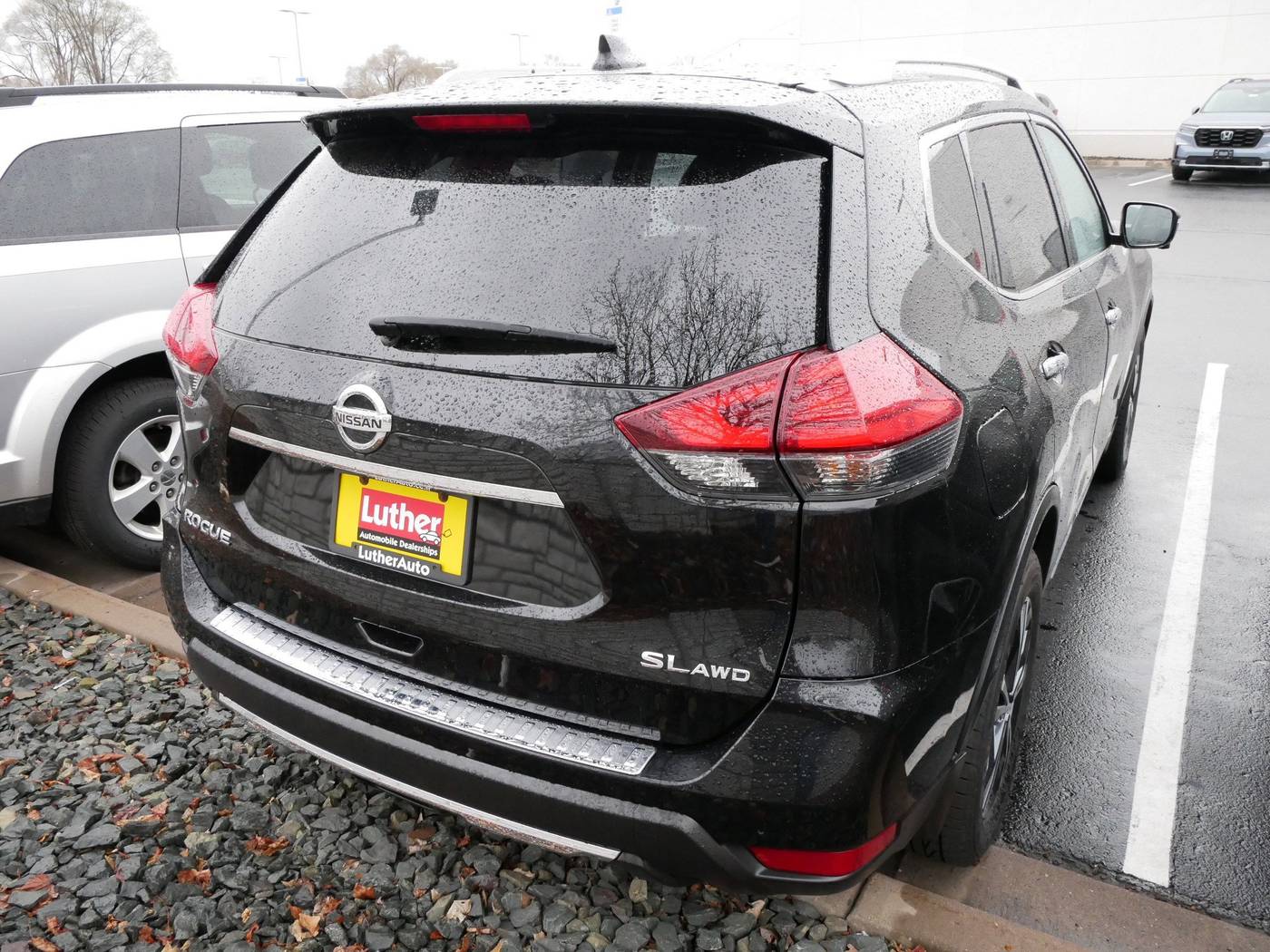 2017 Nissan Rogue SL — SUV — 69,587 mi — Brooklyn Center, MN