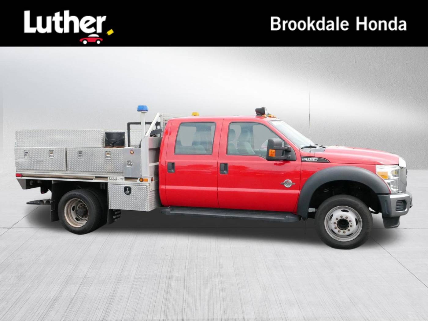 2016 Ford Super Duty F-450 Chassis Cab XL — Chassis Cab Truck — 86,561 mi — Brooklyn Center, MN