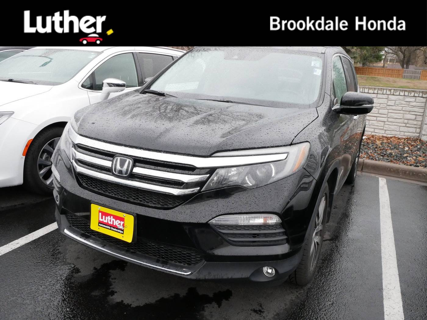 2016 Honda Pilot Touring — SUV — 127,579 mi — Brooklyn Center, MN