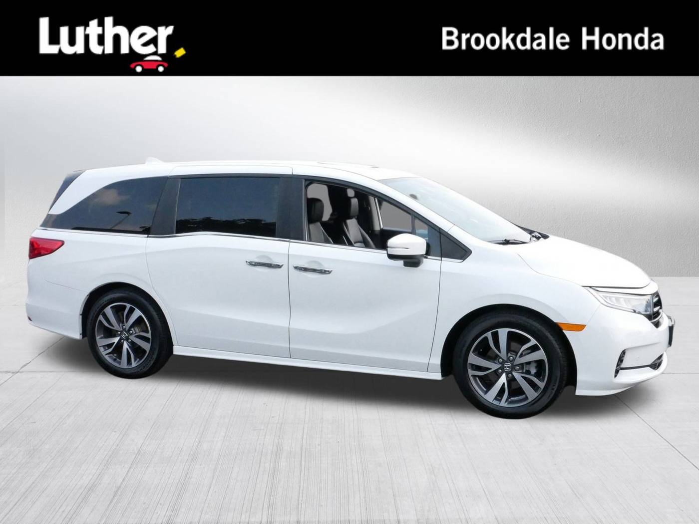 2023 Honda Odyssey Touring — Minivan — 36,814 mi — Brooklyn Center, MN